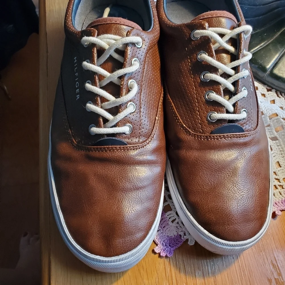 Tommy Hilfiger Mens Shoe
